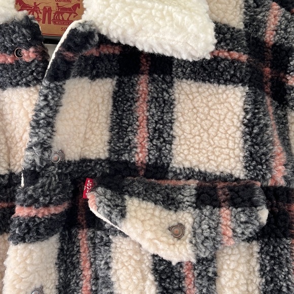 Levi's Plaid Ex-Boyfriend Trucker Jacket - Picture 4 of 7